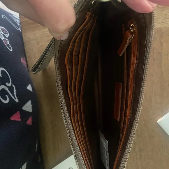 Hobo Brand Vida Wallet - Picture 3 of 3